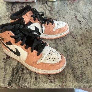 Nike Kids' Black and White Sneakers